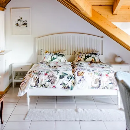 Apartamento 1-zimmer-ferienwohnung Vogelnest Dobel